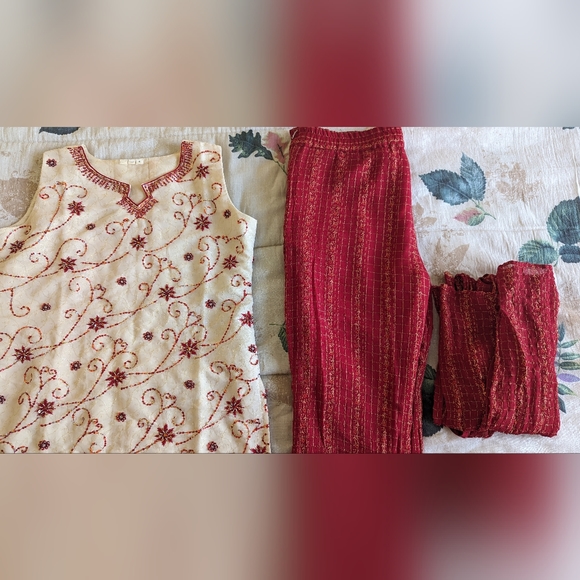 Red & Yellow Salwar Kameez in XS/S - Picture 5 of 5